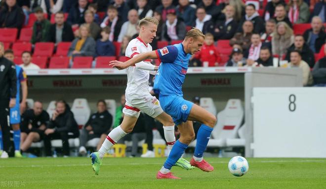 乐鱼体育网站入口-斯图加特遭遇连败，主教练寻求战术调整的简单介绍