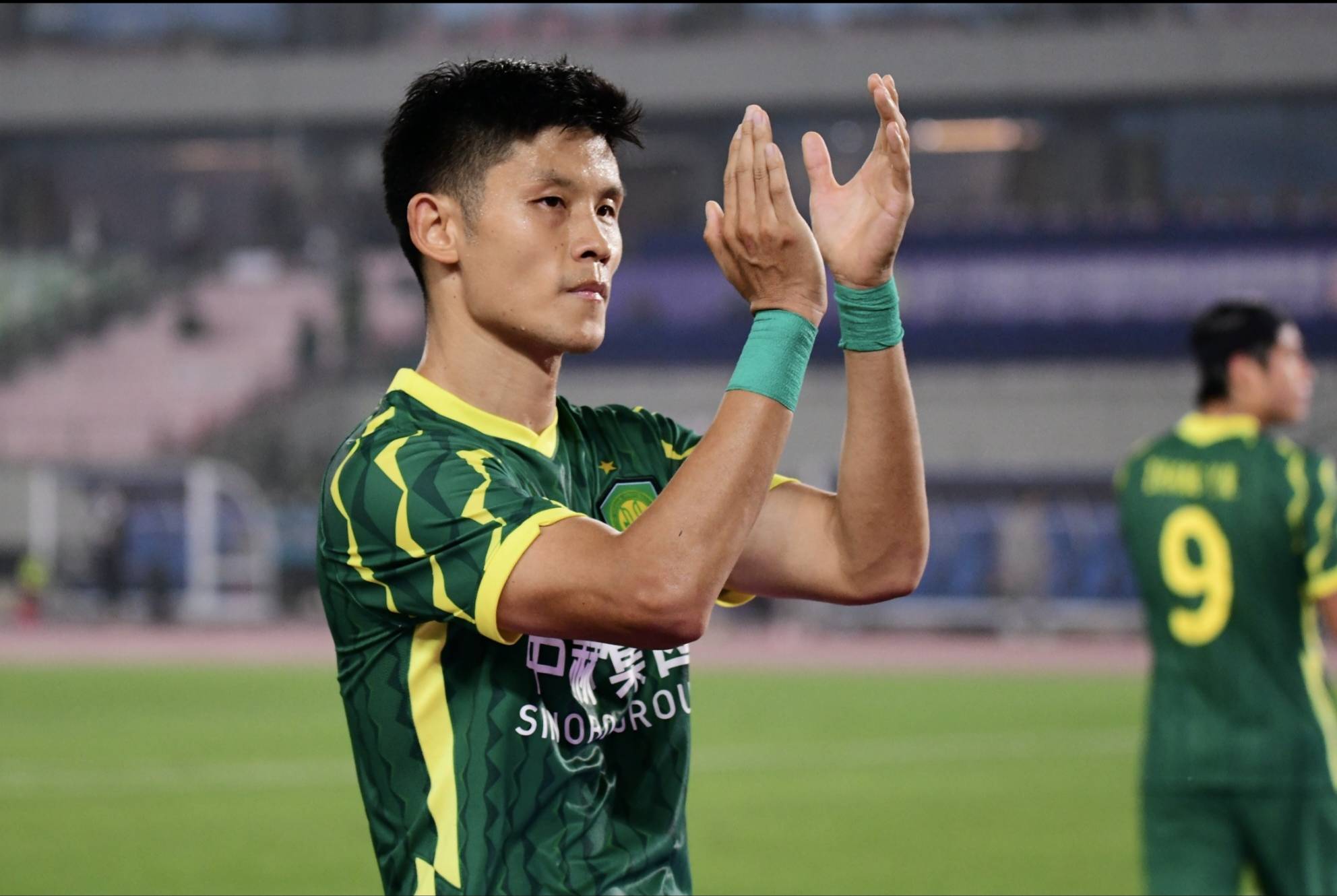 乐鱼体育直播-包含柏林联盟球员因违纪行为遭到俱乐部处罚的词条