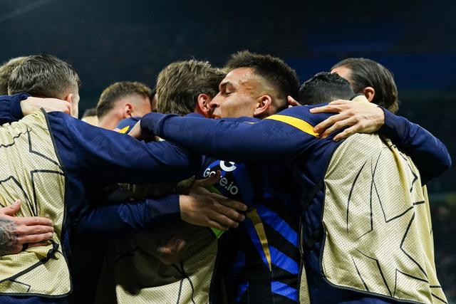 巴萨逆袭尤文，成功挺进欧国联决赛