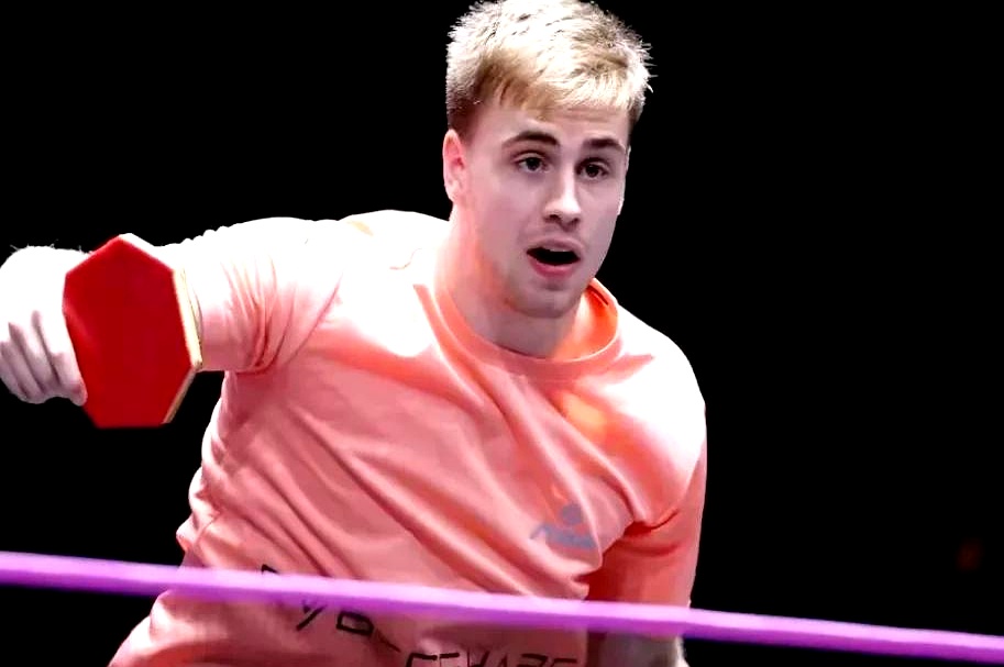 乐鱼体育地址-大连一方实力碾压对手，取得横扫胜利