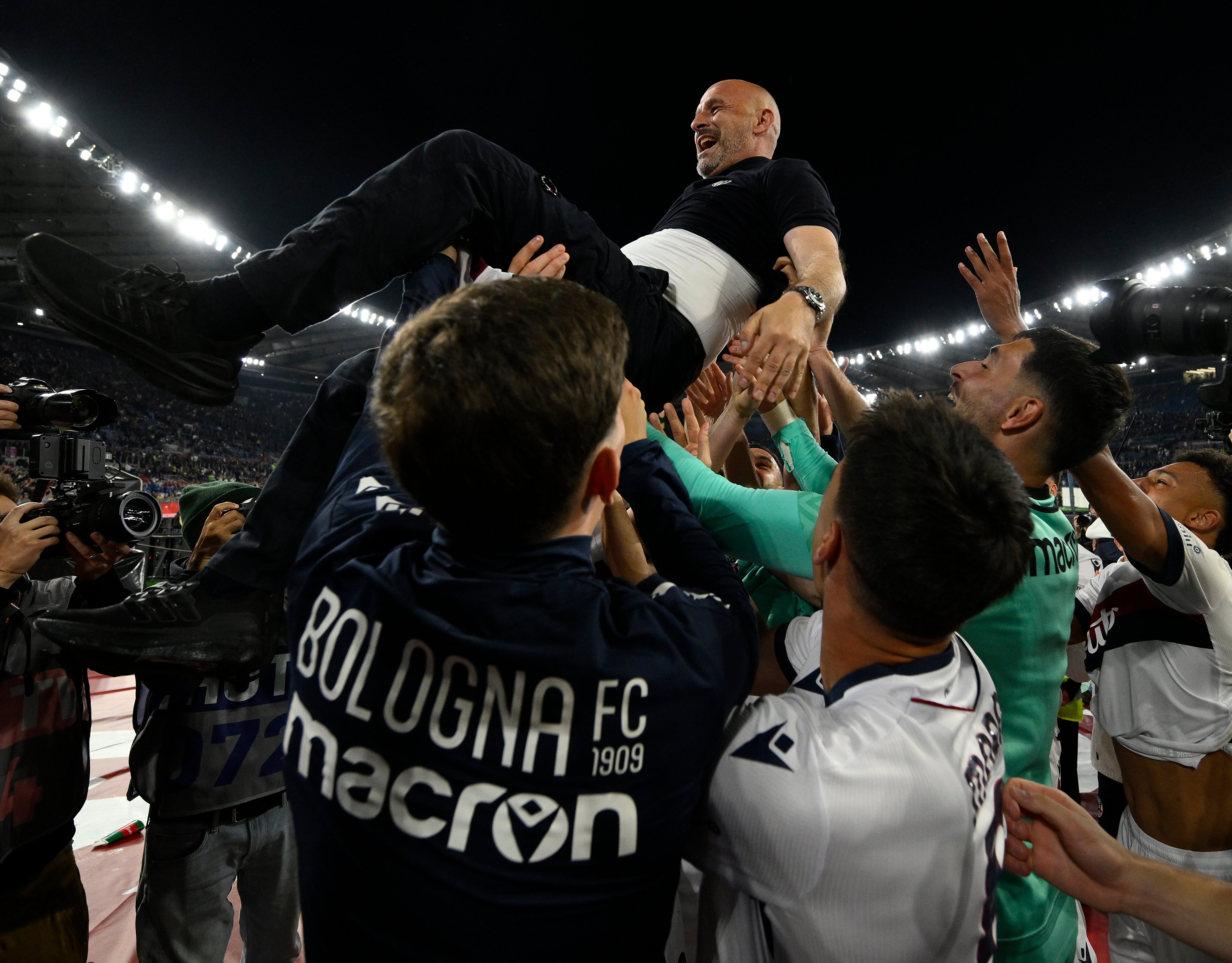 斯洛文尼亚惊艳表现,成功晋级欧洲杯的简单介绍 斯洛文尼亚惊艳表现,成功晋级欧洲杯的简单介绍