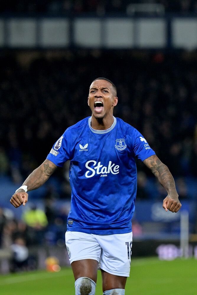 乐鱼体育课程-关于狼队击败埃弗顿，士气高涨信心满满的信息