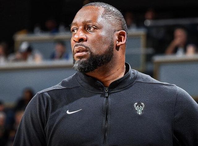 关于雄鹿主帅被誉为最佳教练，球队比赛表现惊人的信息