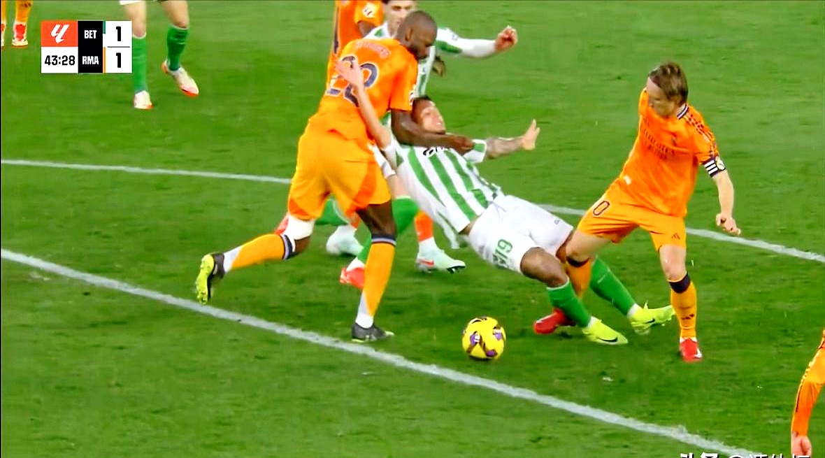 乐鱼体育中国官网-包含马拉加客场不敌皇家贝蒂斯，遭遇连败的词条