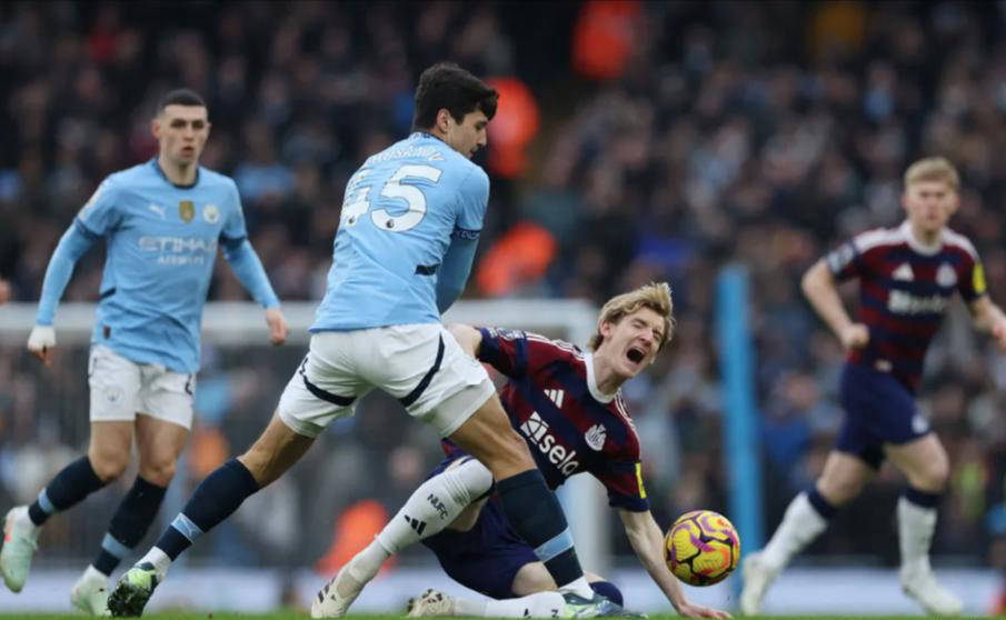 乐鱼体育课程-曼城客场大胜纽卡斯尔，继续追赶领头羊