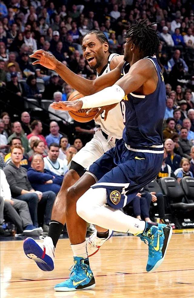 包含「快船主场惨遭逆转，失去榜首位置」的词条