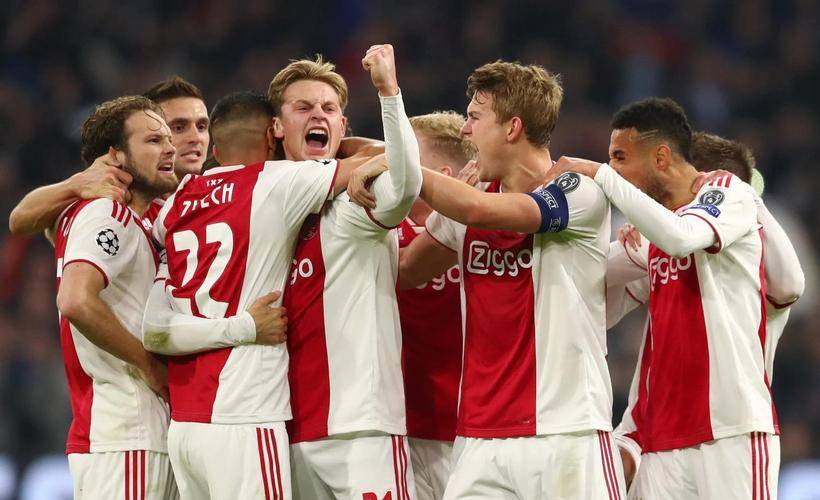 阿贾克斯告捷马赛,成功晋级下一轮的简单介绍 阿贾克斯告捷马赛,成功晋级下一轮的简单介绍